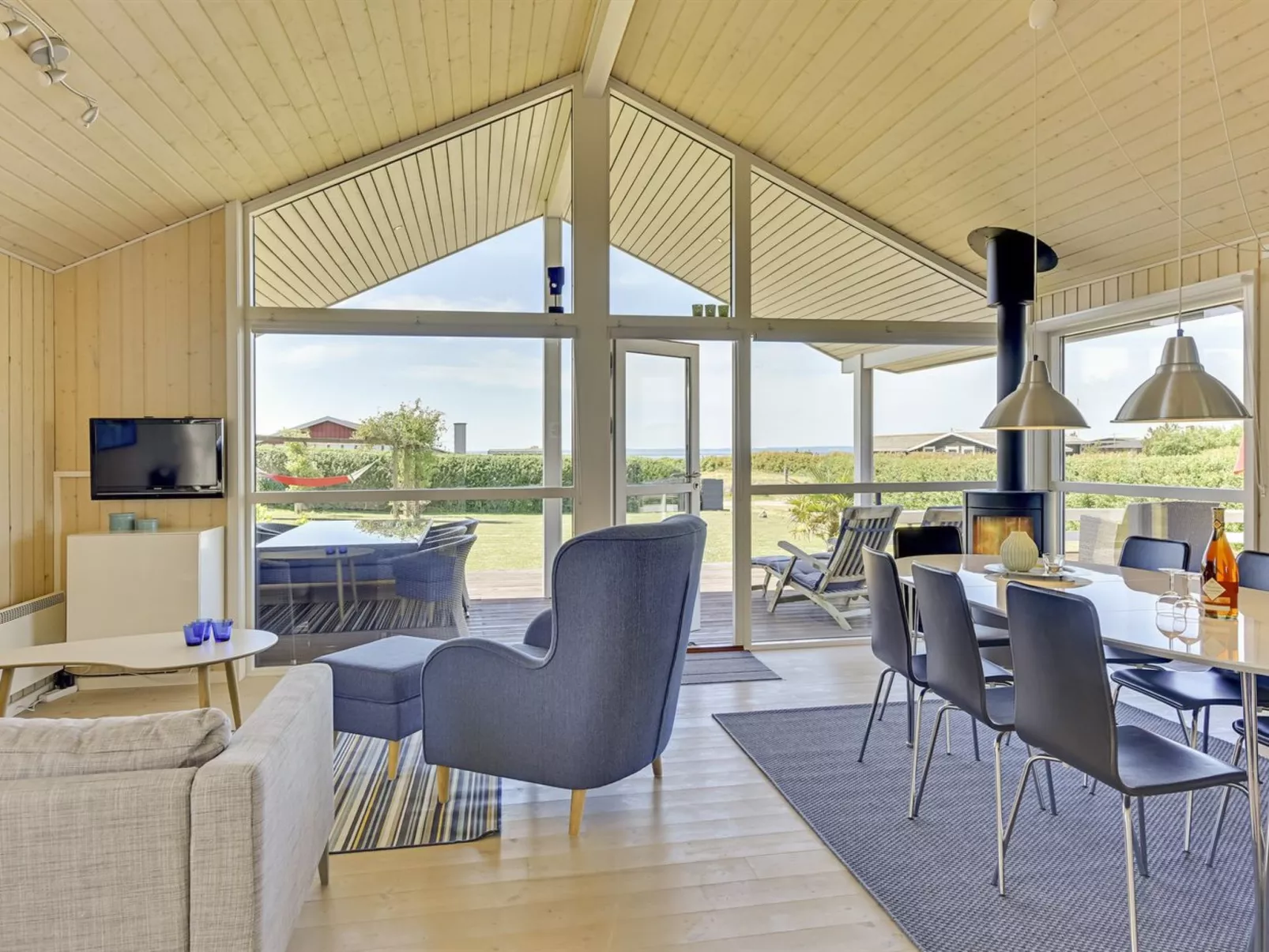 "Kierstine" - 100m from the sea-Binnen