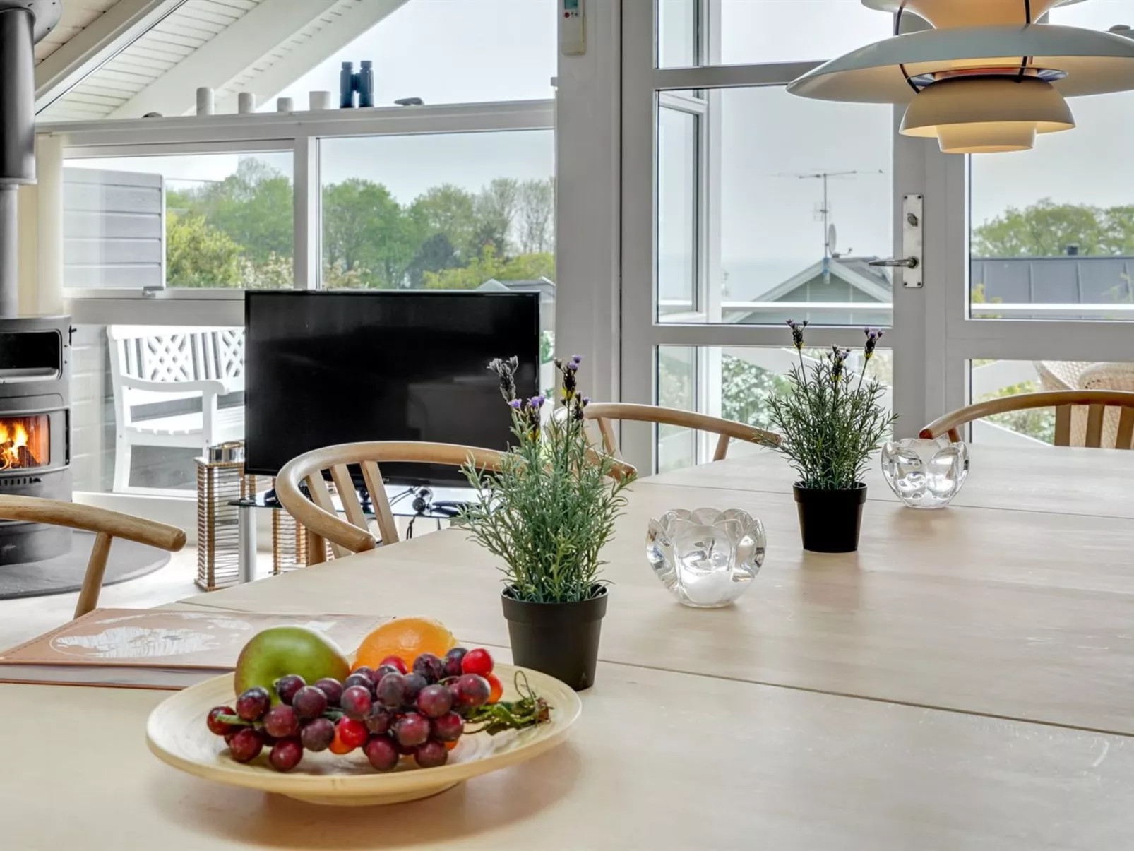 "Annvy" - 200m from the sea-Binnen