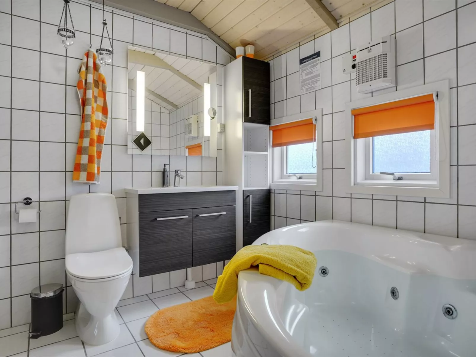 "Ebbeline" - 150m from the sea-Binnen