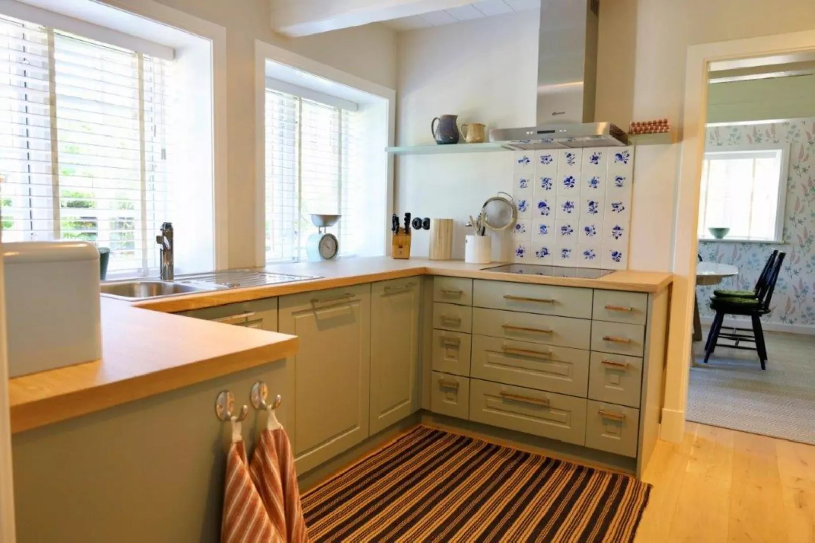 Kapteins Hüüs - ganzes Haus-Woonkamer