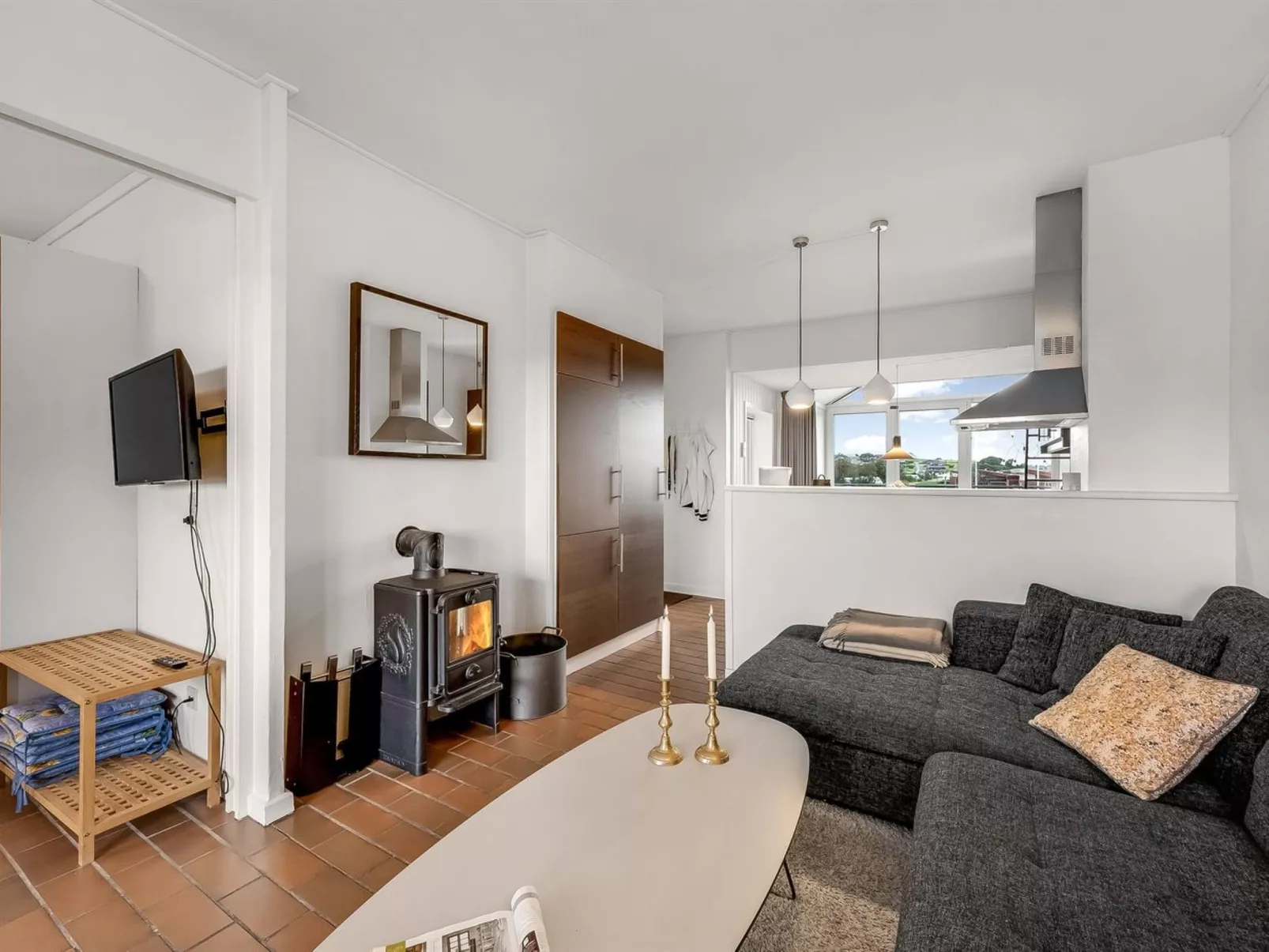 "Alvy" - 100m to the fjord-Binnen