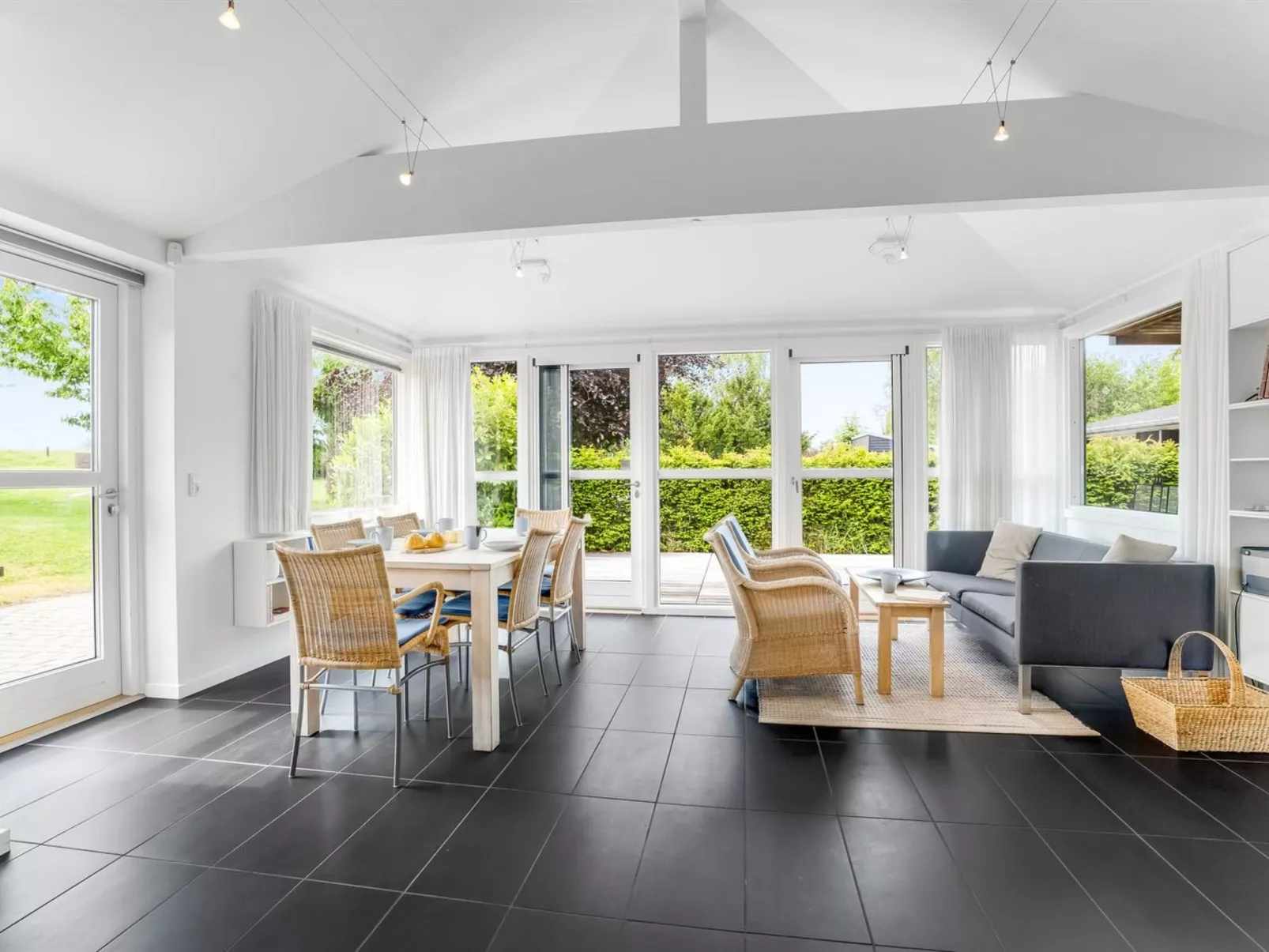 "Rother" - 50m from the sea-Binnen