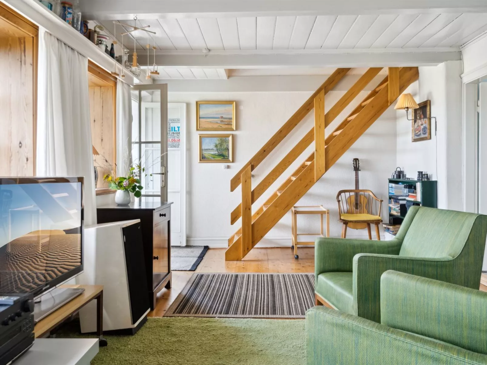 "Merete" - 50m from the sea-Binnen