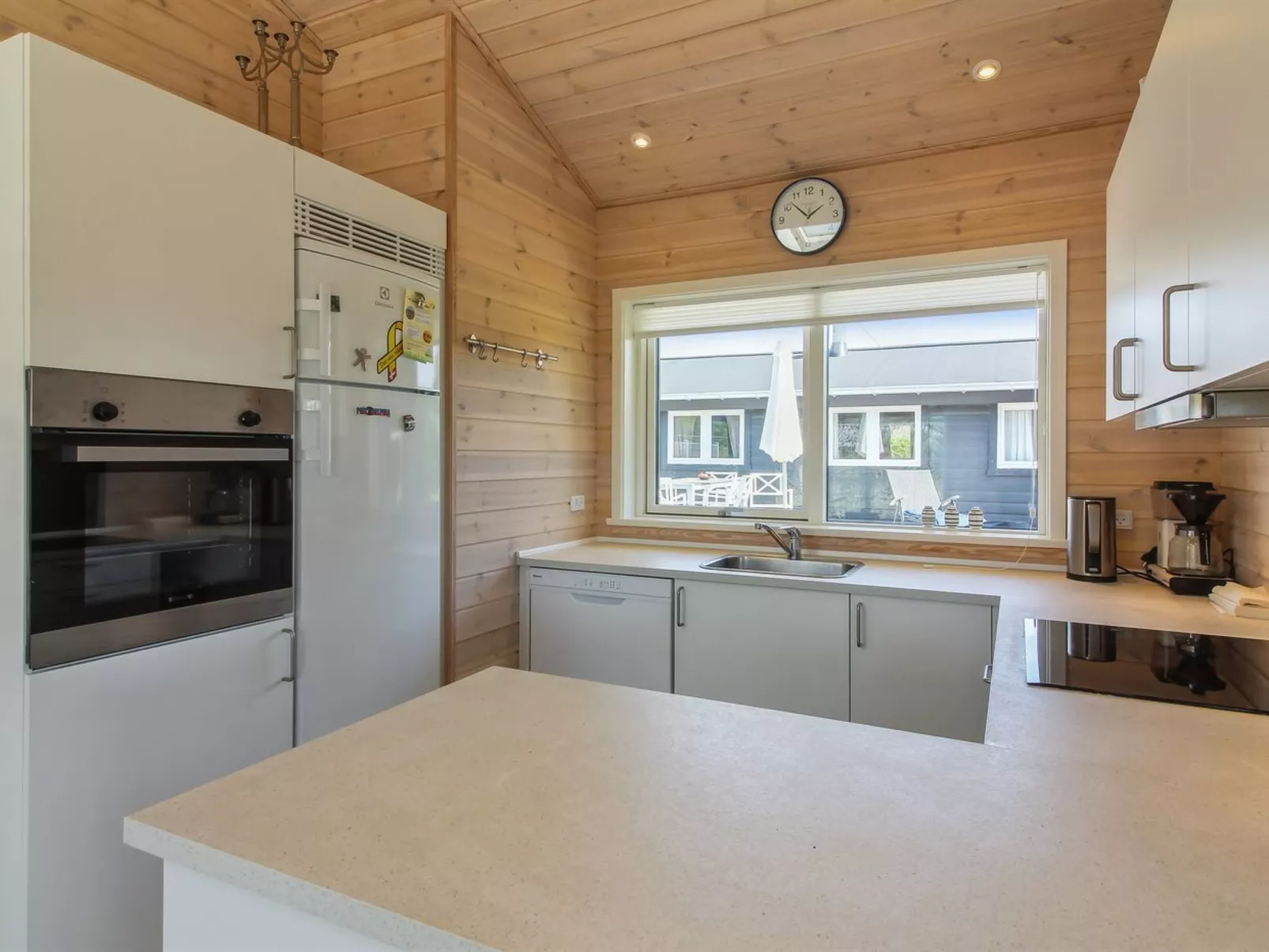 "Sampo" - 400m from the sea-Binnen