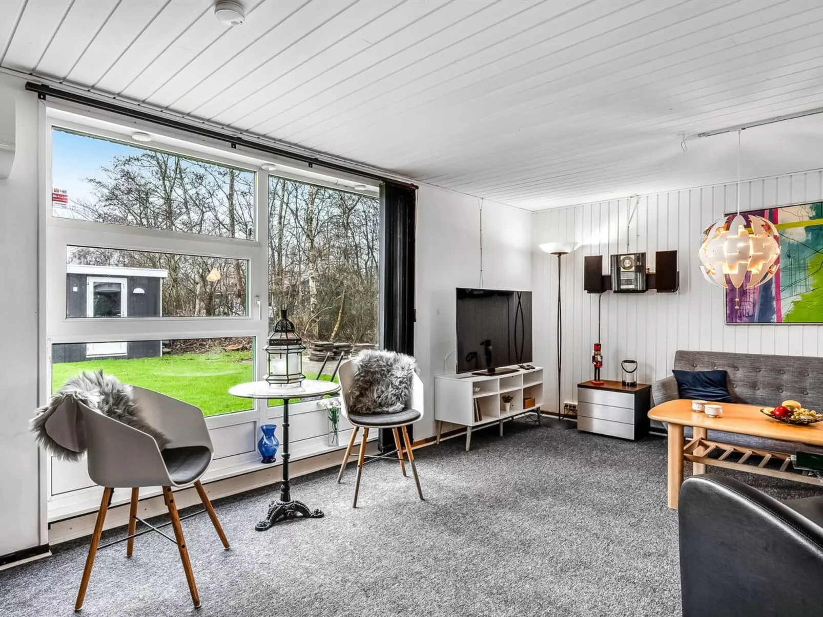 "Kjartan" - 32m to the fjord-Binnen