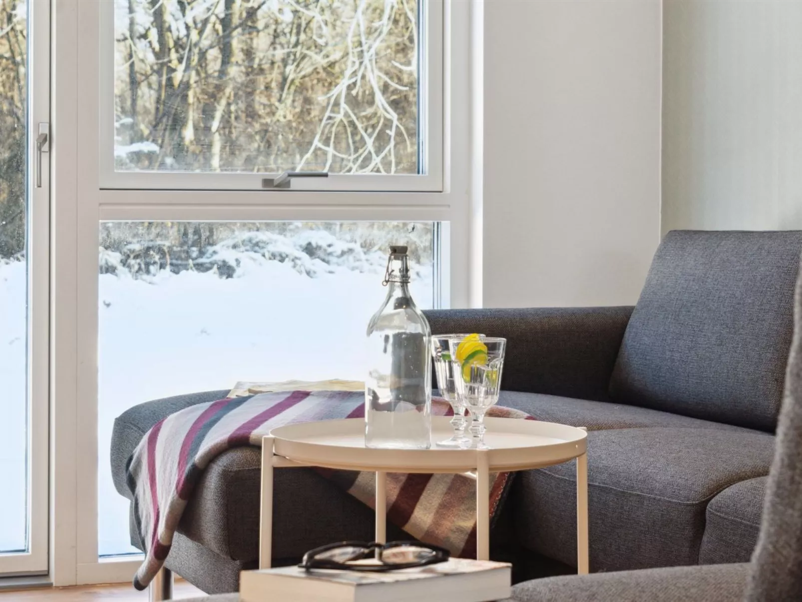 "Scalli" - 1.5km to the fjord-Binnen