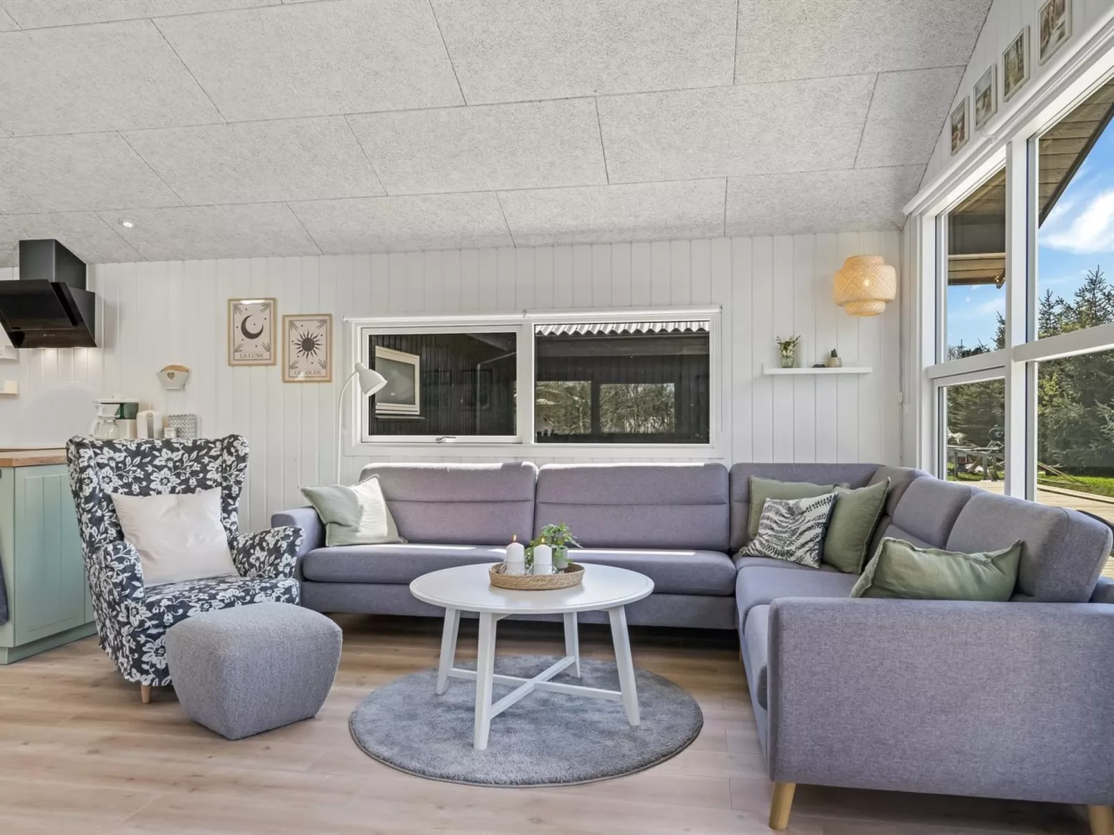 "Ema" - 1.9km from the sea-Binnen