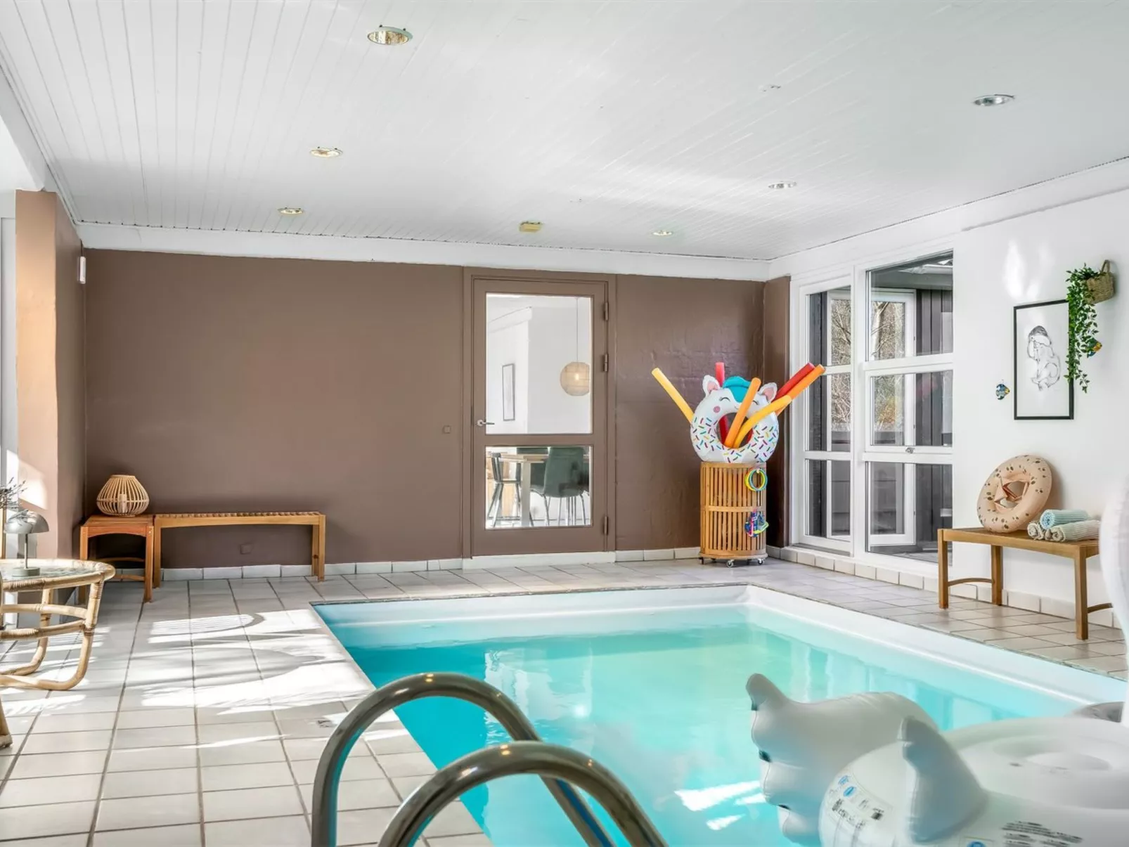 "Karmen" - 250m to the fjord-Buiten