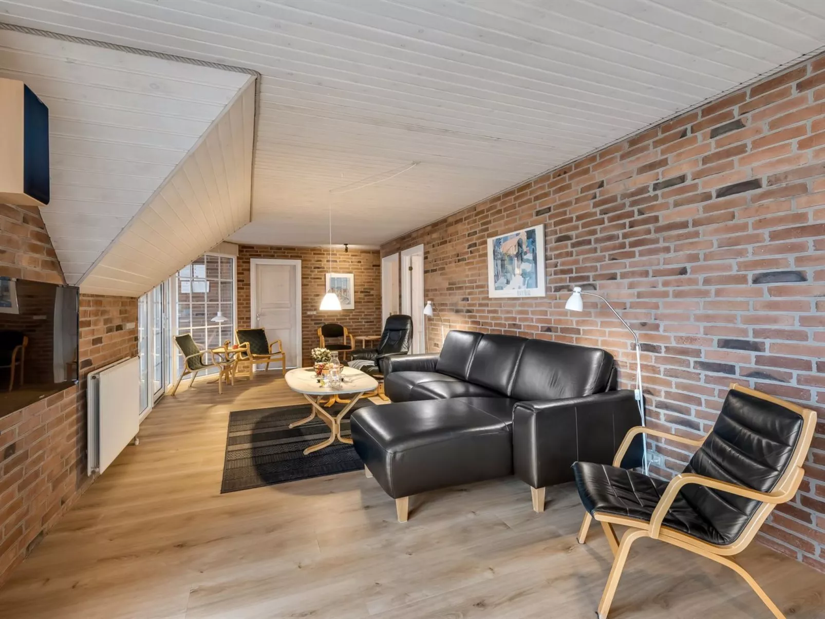 "Hunved" -  from the sea-Binnen