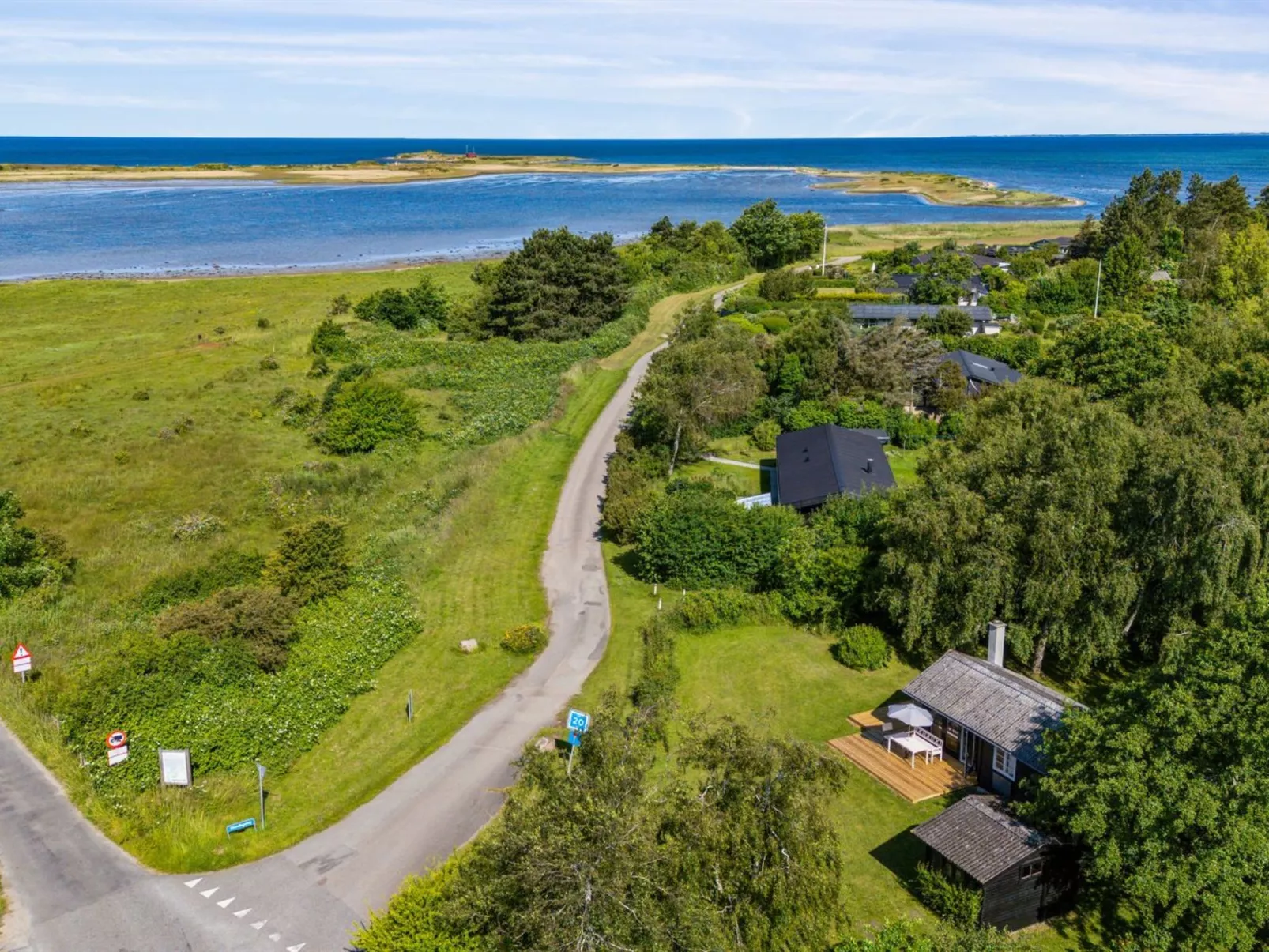 "Dufa" - 200m to the fjord-Buiten