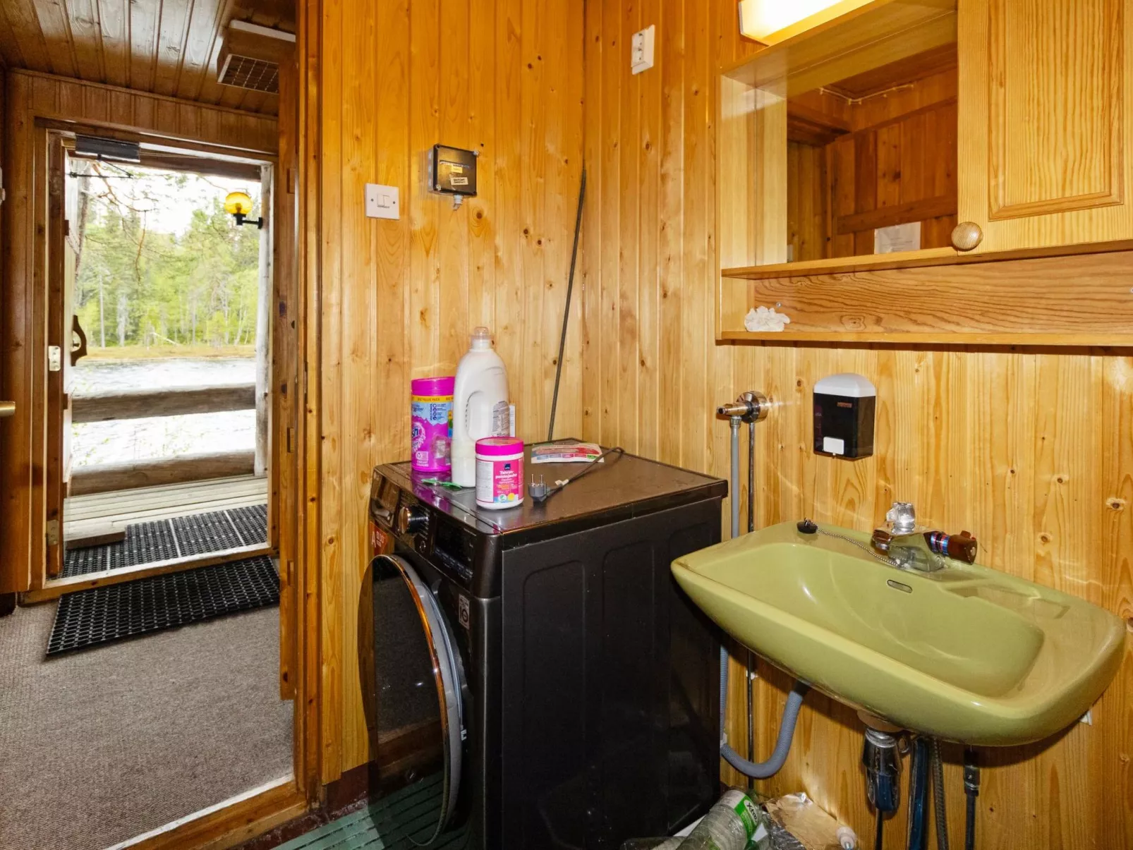 Metsä-luosto-Binnen