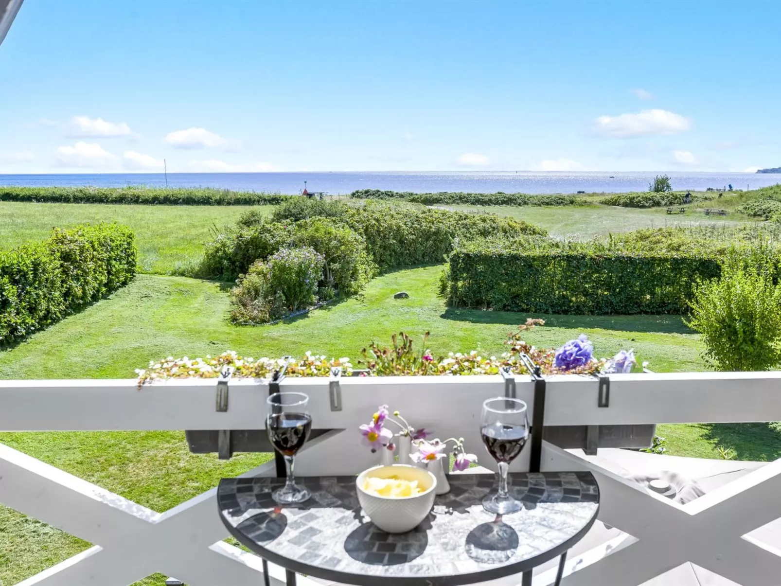 "Murtuz" - 50m from the sea-Buiten