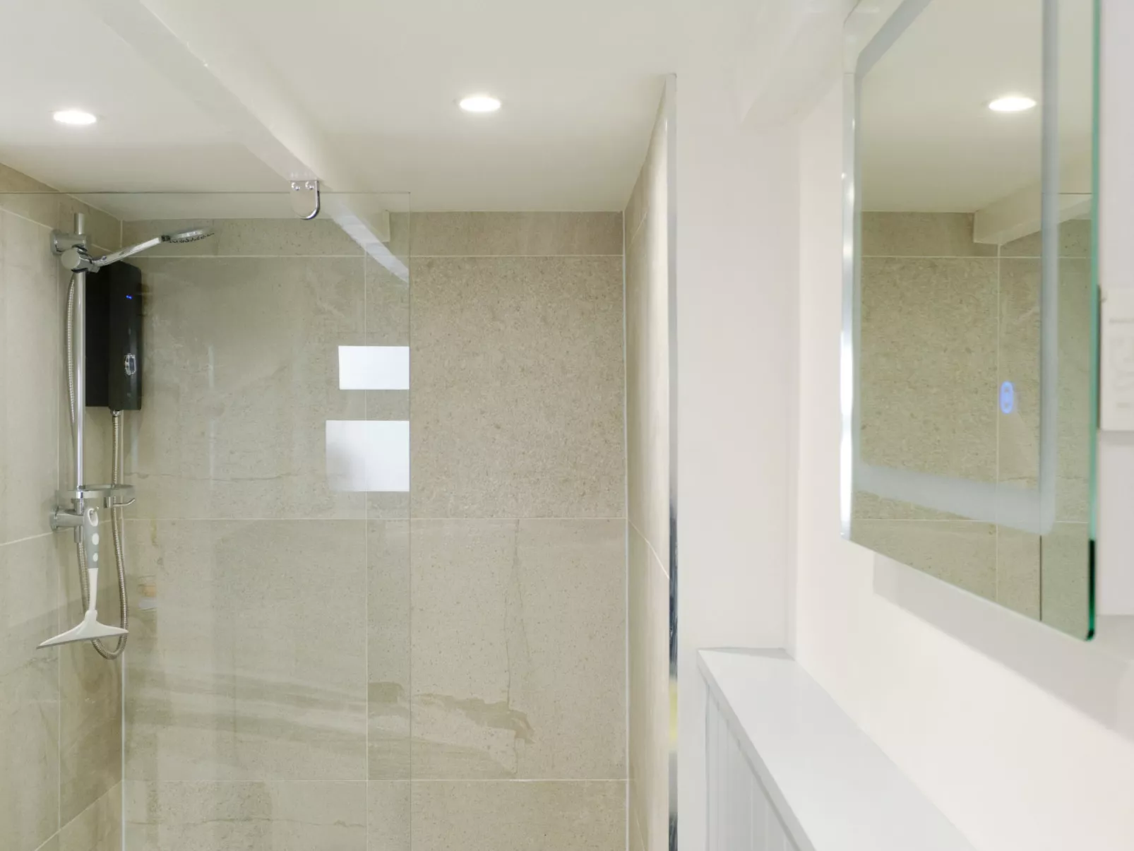 Coral Cottage-Binnen