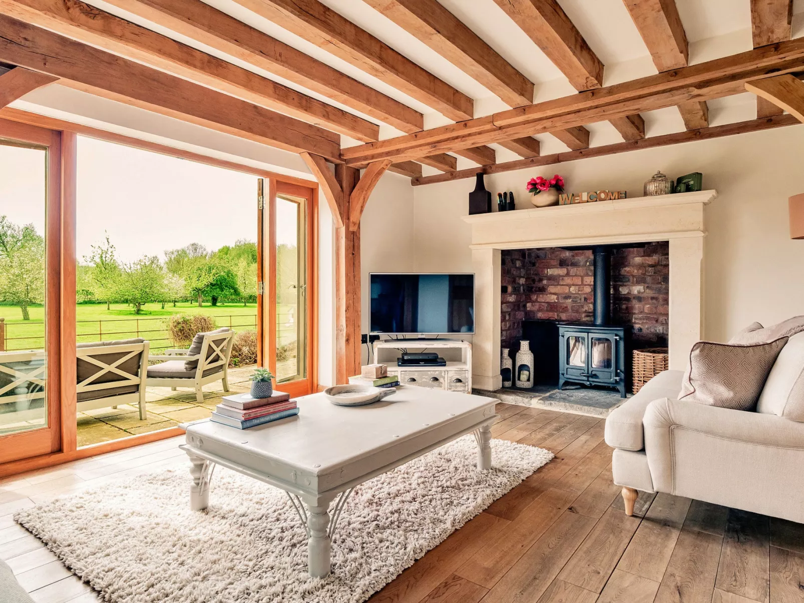 Windfall Cottage-Binnen