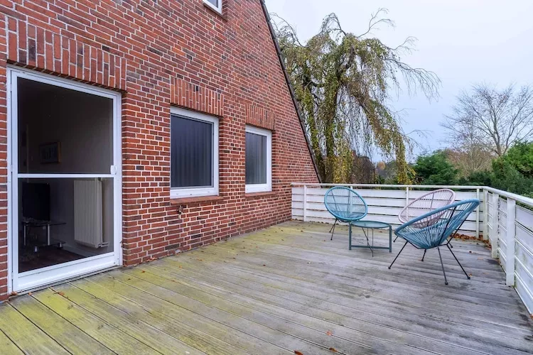 Domizil im Dorf-Terrasbalkon