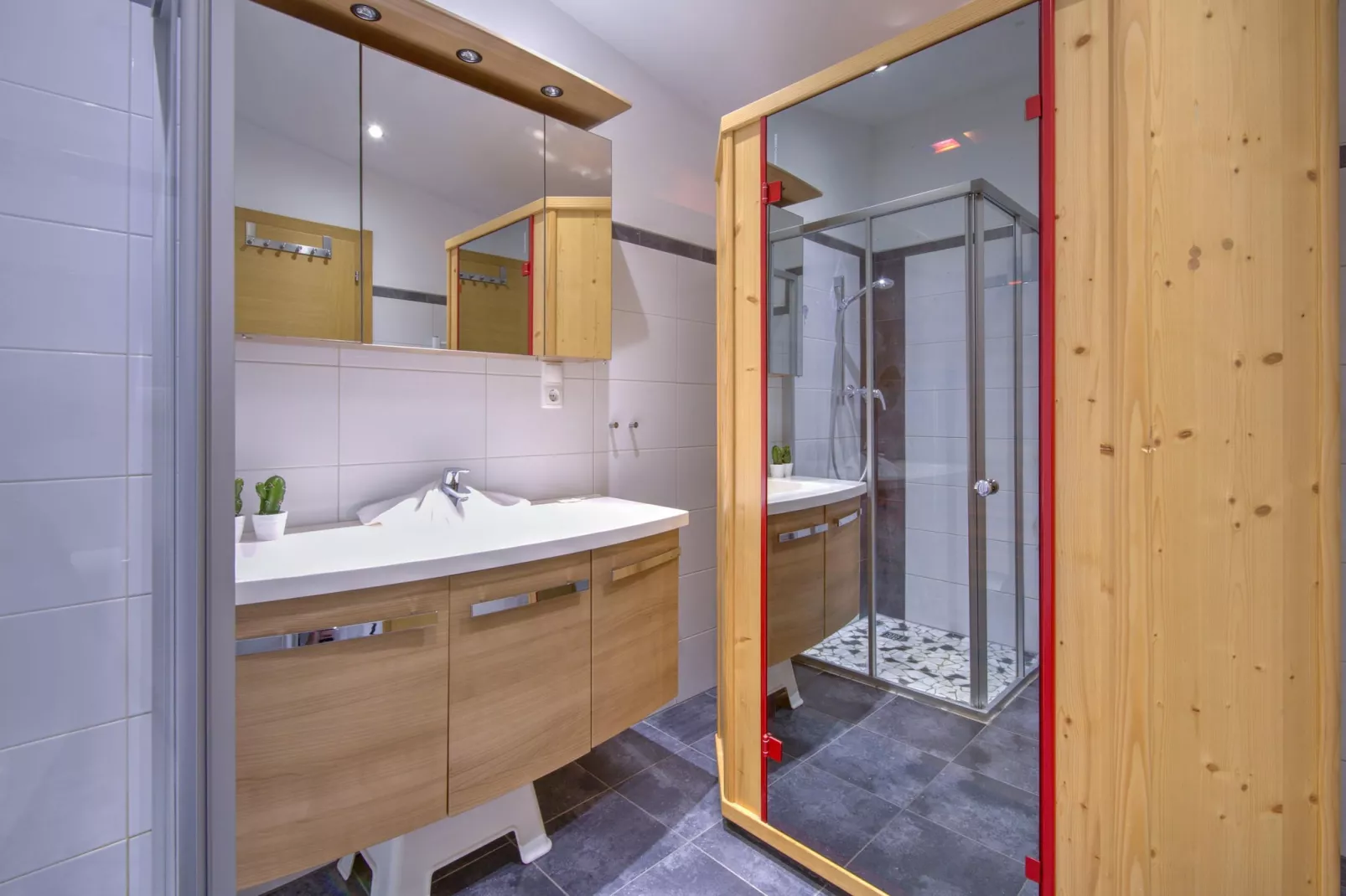 Vicky Apartment Top 11 - Badkamer