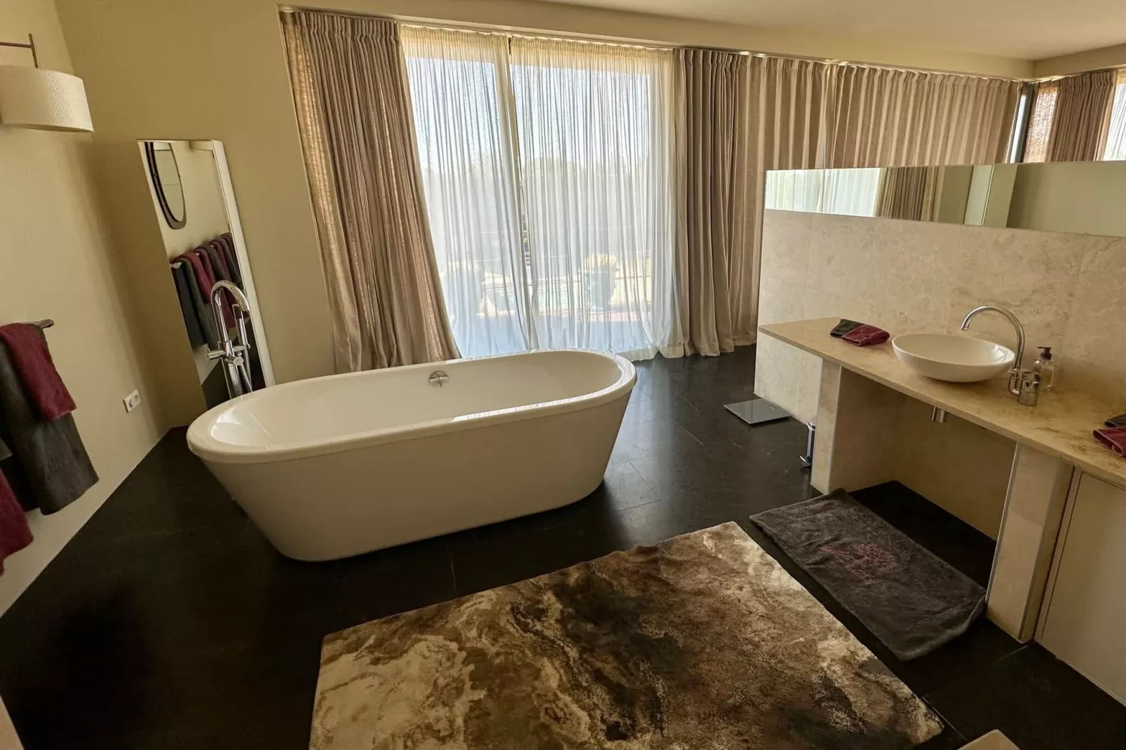 L' Olivette-Badkamer