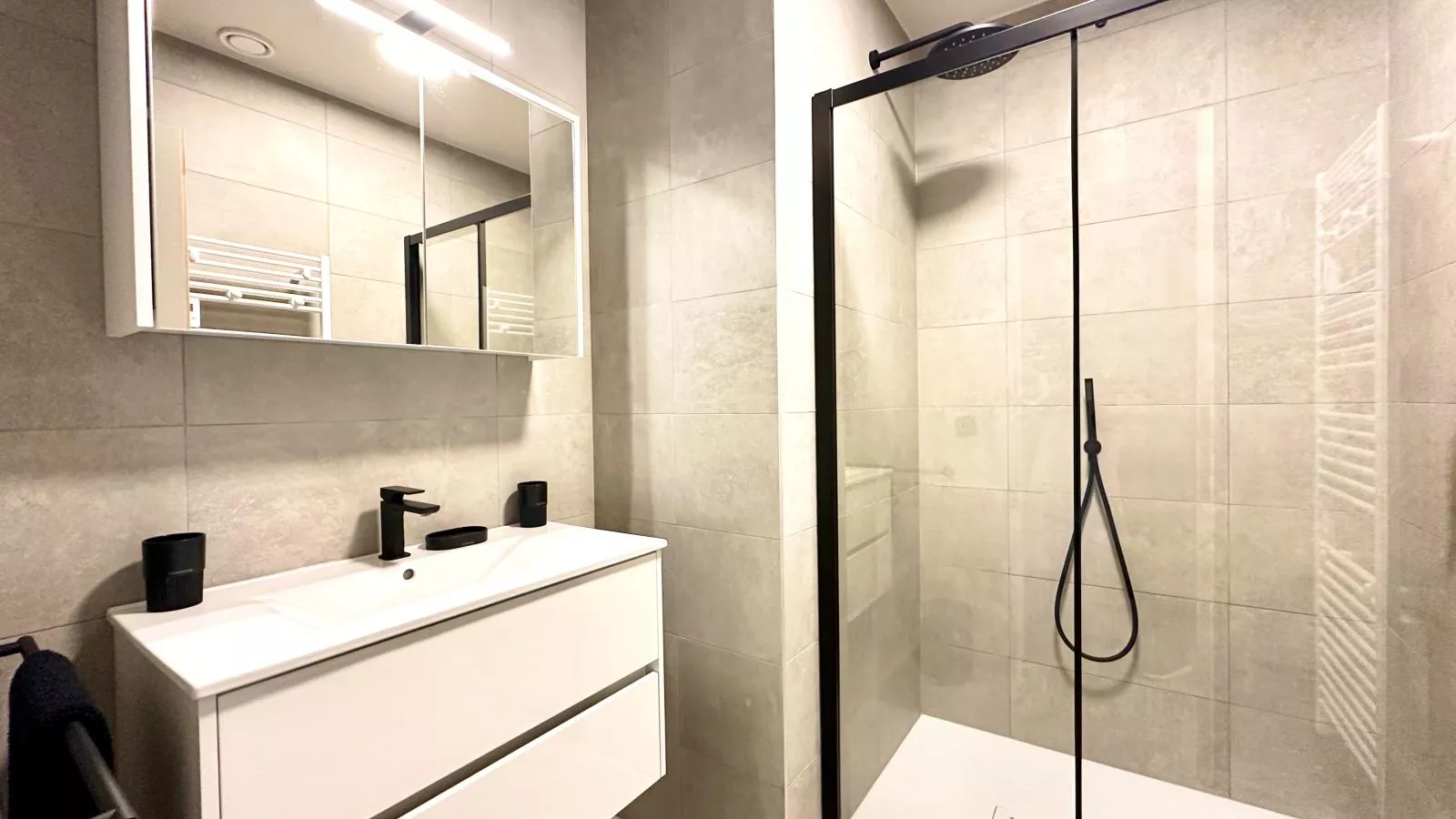 Durbuy Bato-Badkamer