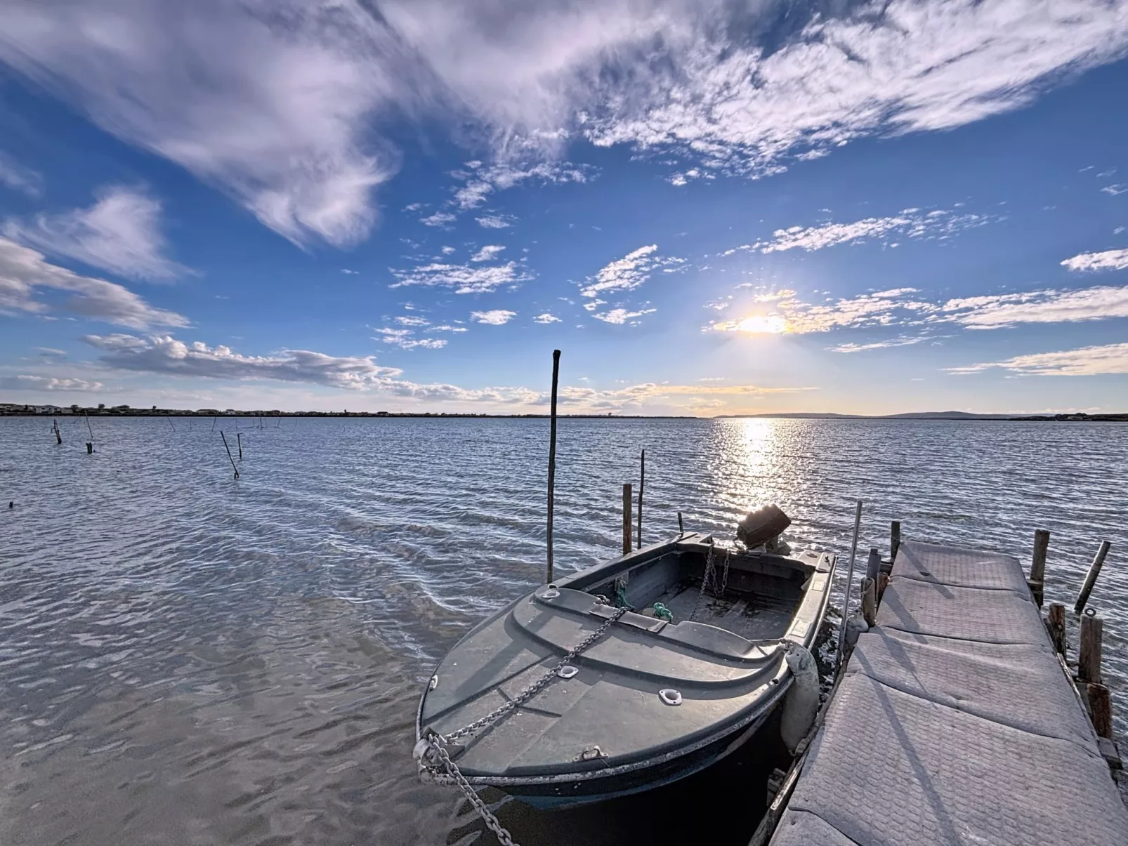 Les cabanes de Pérols-Buiten