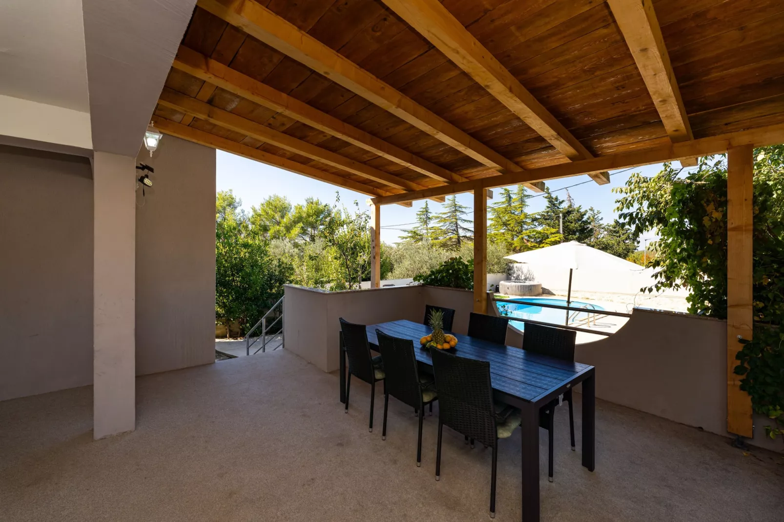 Holiday home Emily-Terrasbalkon