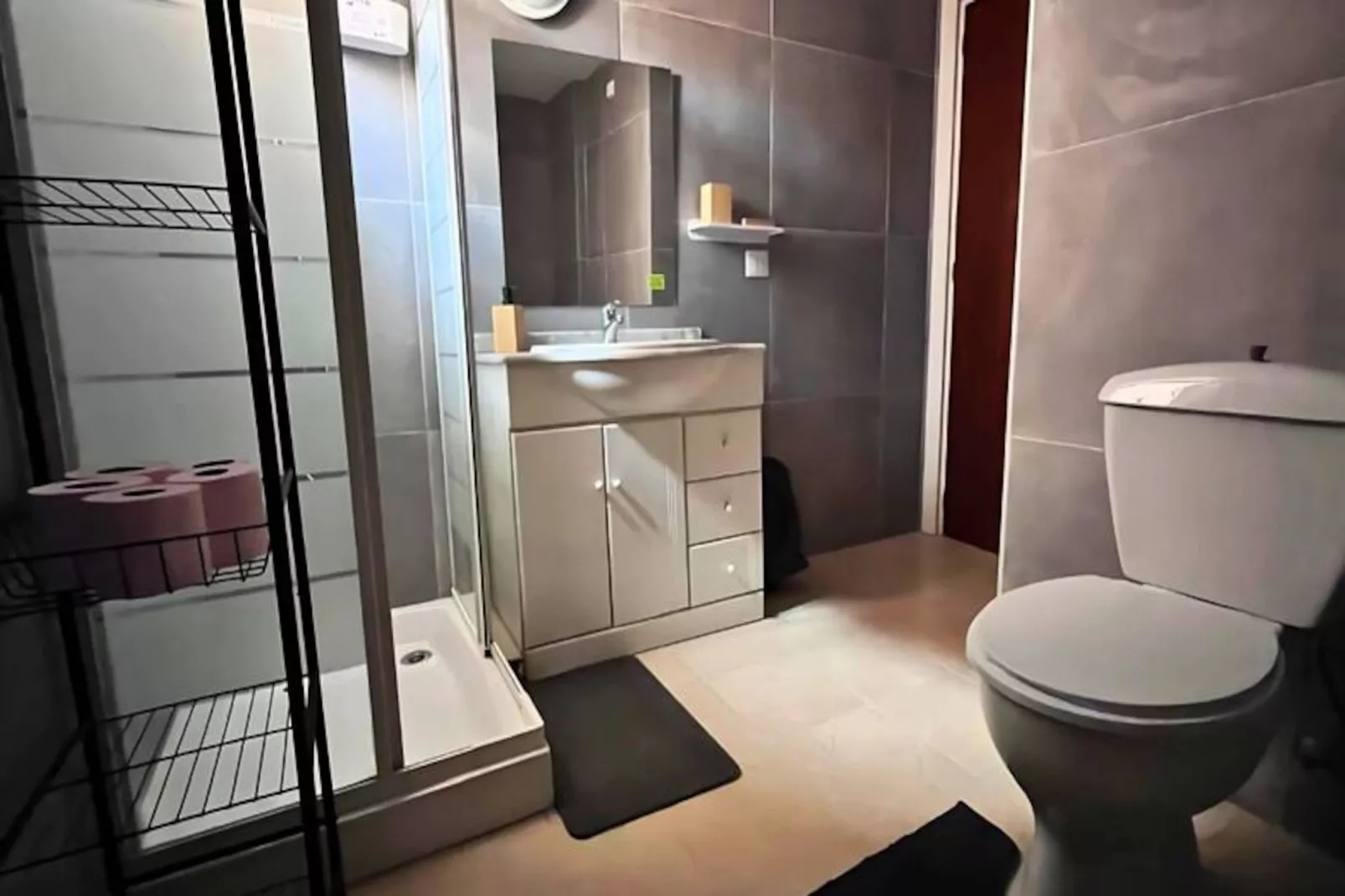 Appartement 3 Chambres Et 2 Salles De Bains : Id&eacute;al Famille Et Nomades-Niet-getagd