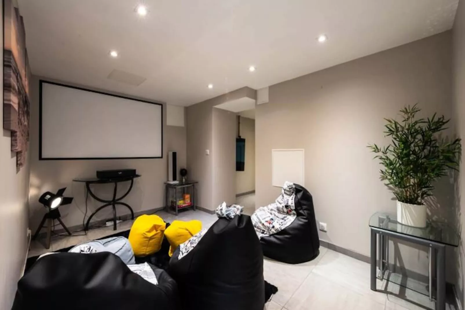 Résidence Villa 330m2, 6 Chambres, Piscine Chauff&eacute;e Jacuzzi-Niet-getagd