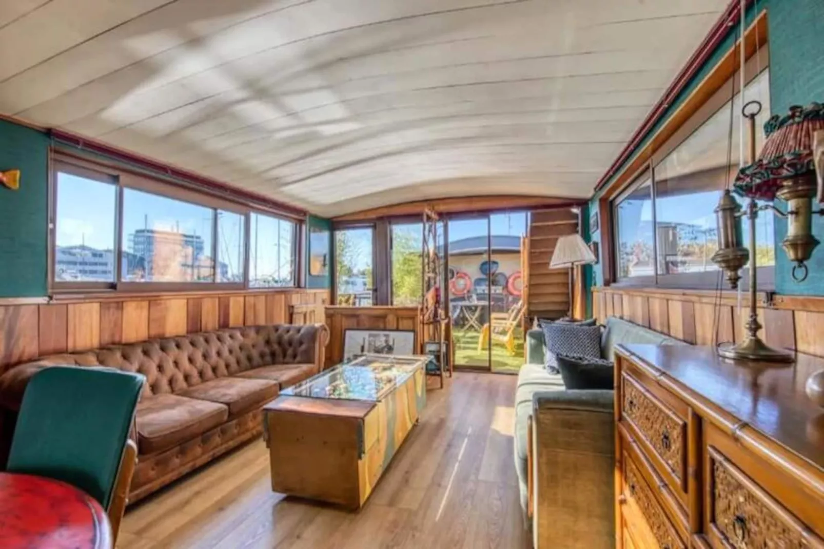 Grand Duplex Luxueux Sur La Péniche Petite Annick-Niet-getagd