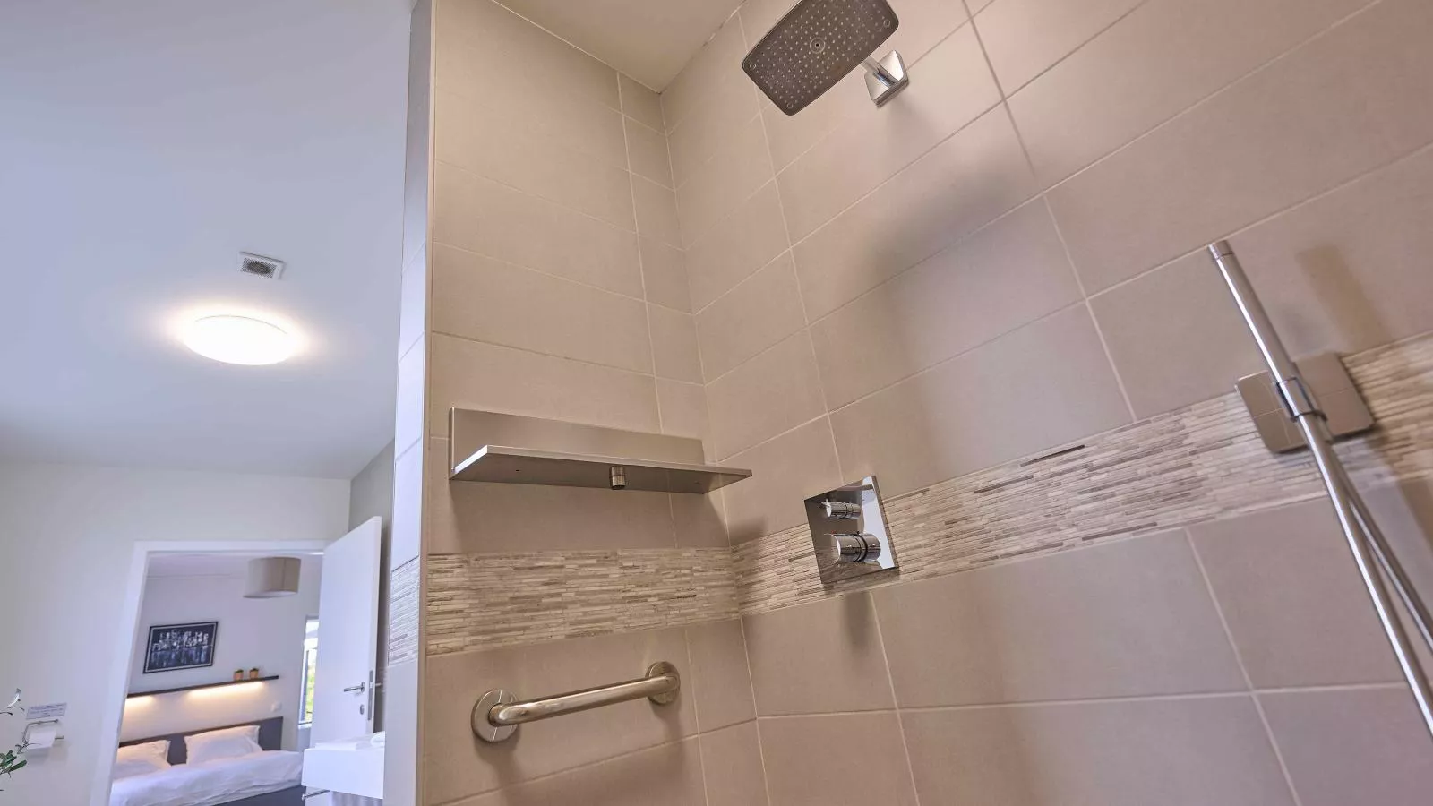 Maison Oscar-Badkamer