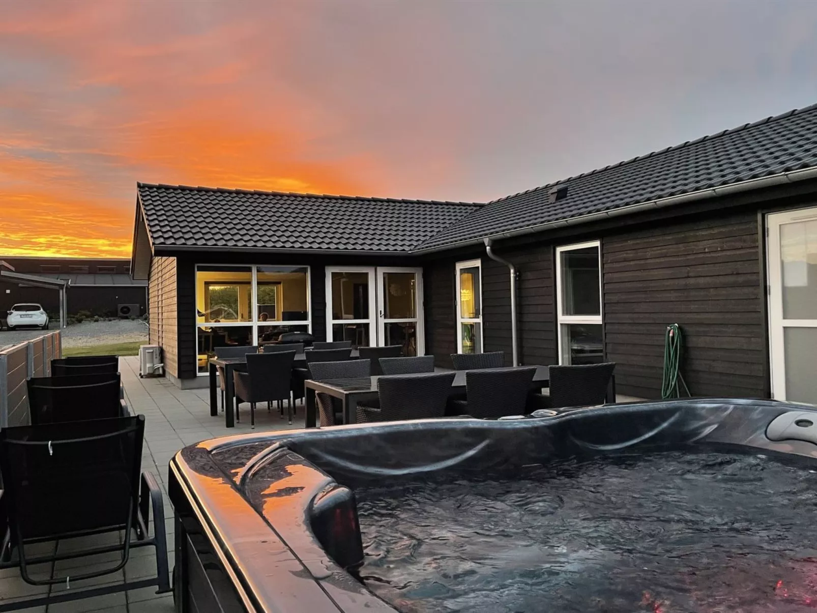 "Yakari" - 300m from the sea-Binnen