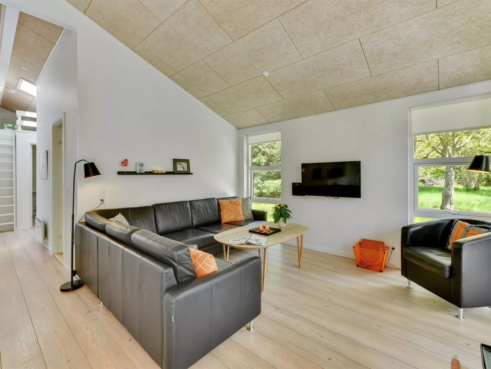 "Elena" - 800m to the fjord-Binnen