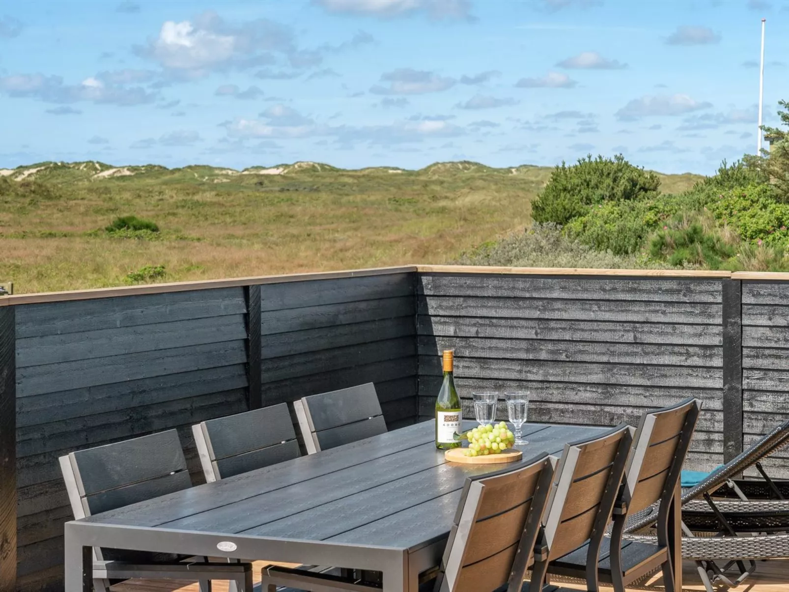 "Ortwin" - 300m from the sea-Buiten