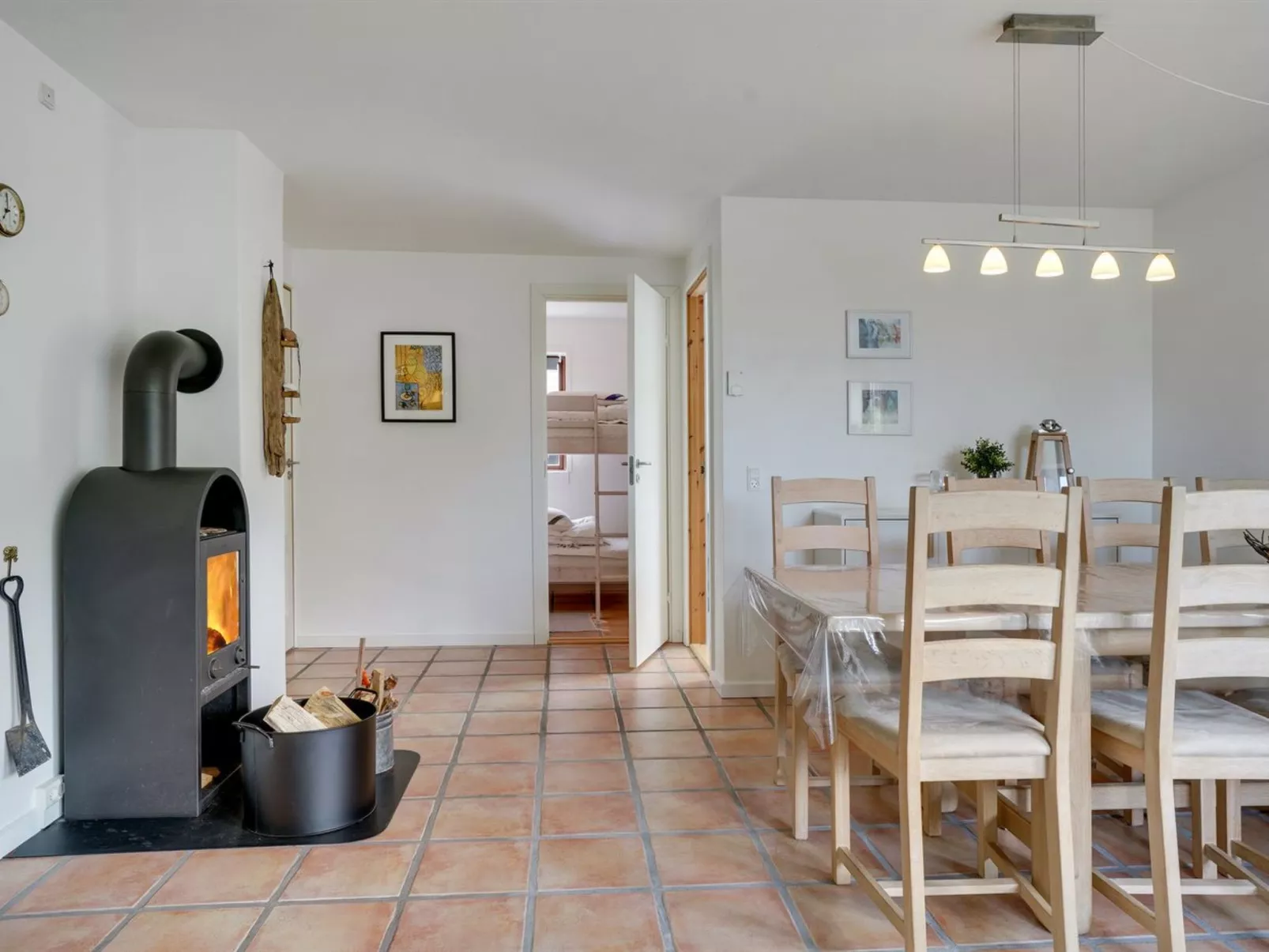 "Eivi" - 150m from the sea-Binnen