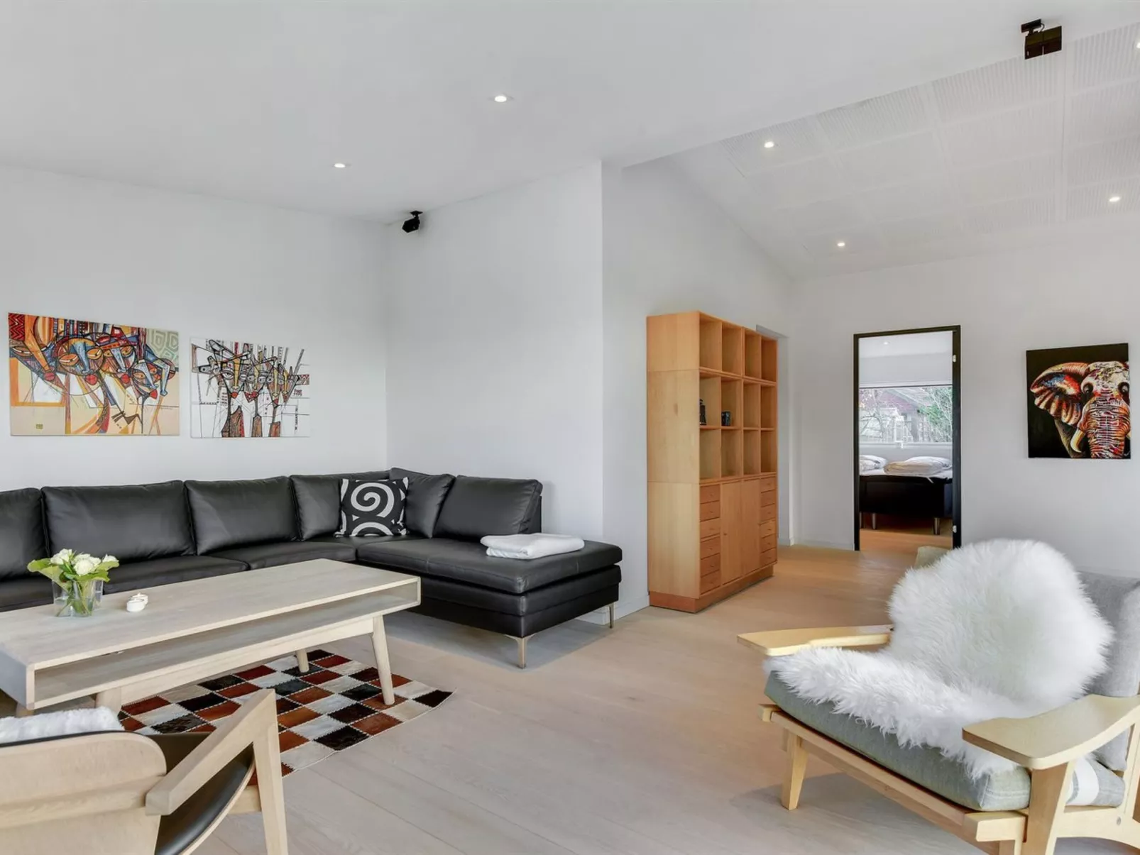 "Ermelinda" - 900m to the fjord-Binnen