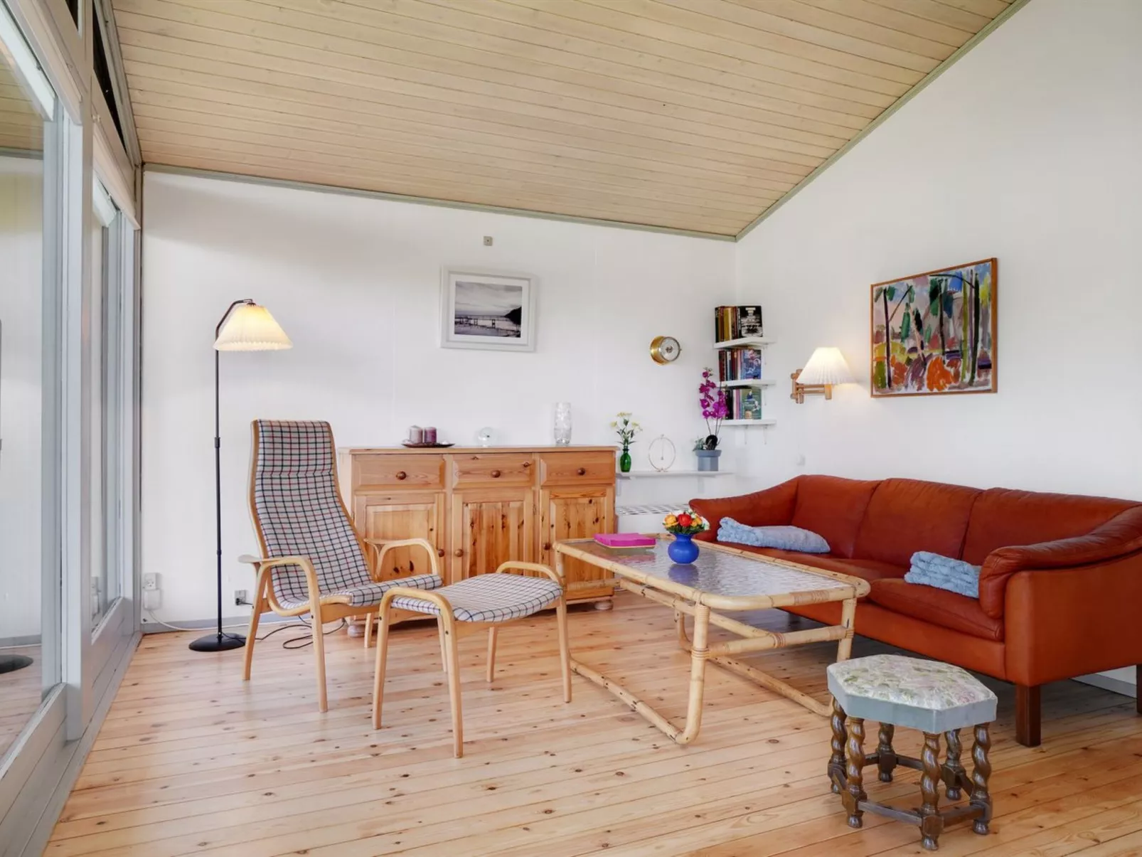 "Miona" - 725m from the sea-Binnen