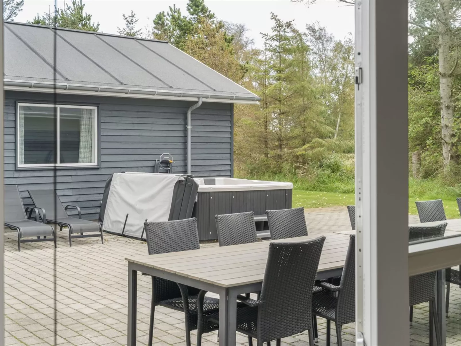 "Sinikka" - 350m from the sea-Buiten