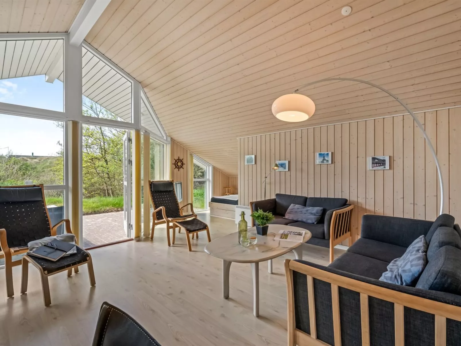 "Dagny" - 300m from the sea-Binnen