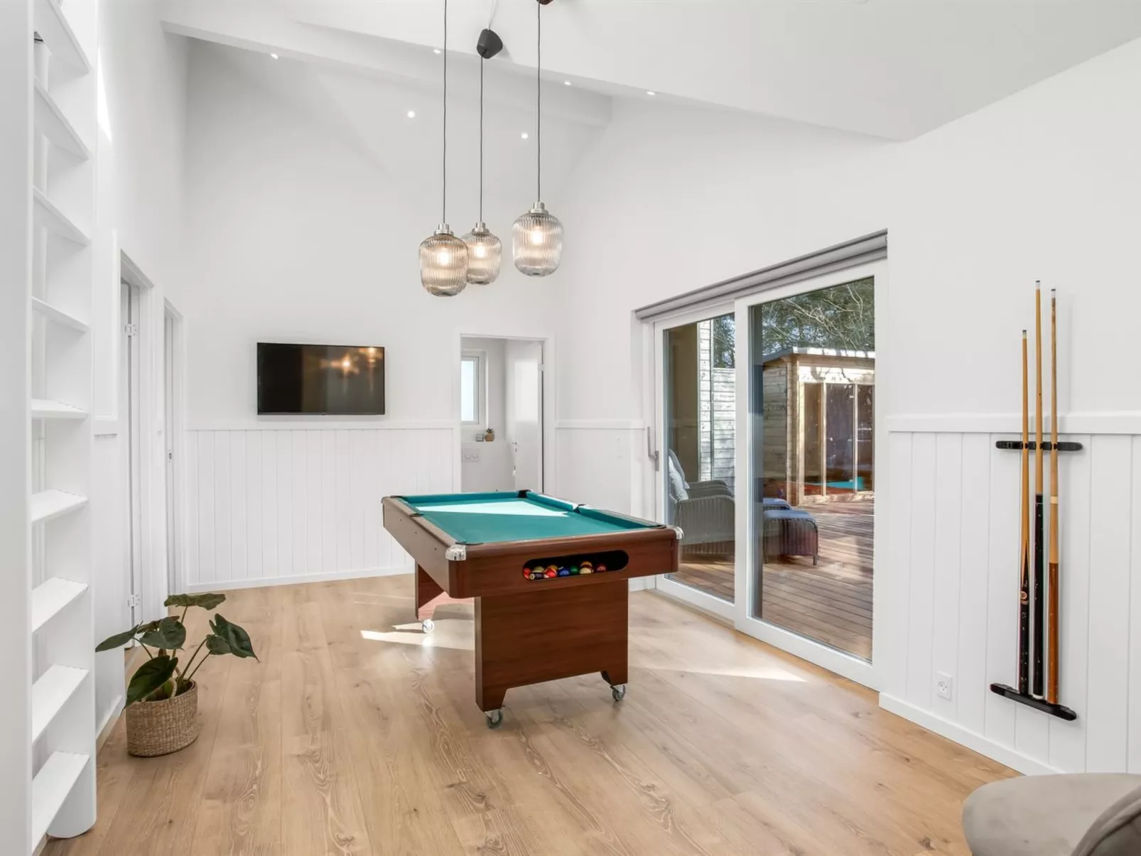 "Edmond" - 995m from the sea-Binnen