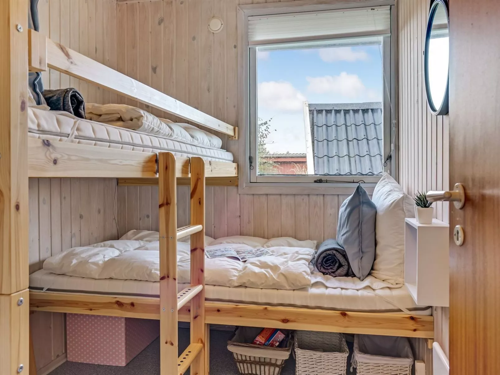 "Fita" - 300m from the sea-Binnen