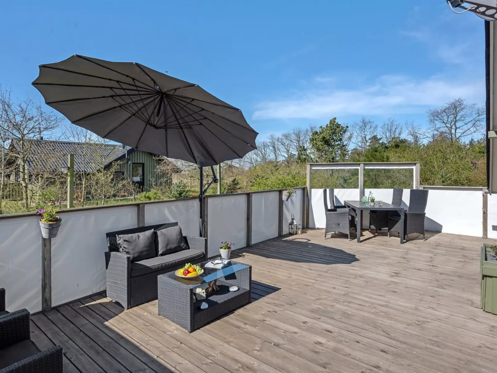 "Hannah" - 300m to the fjord-Buiten