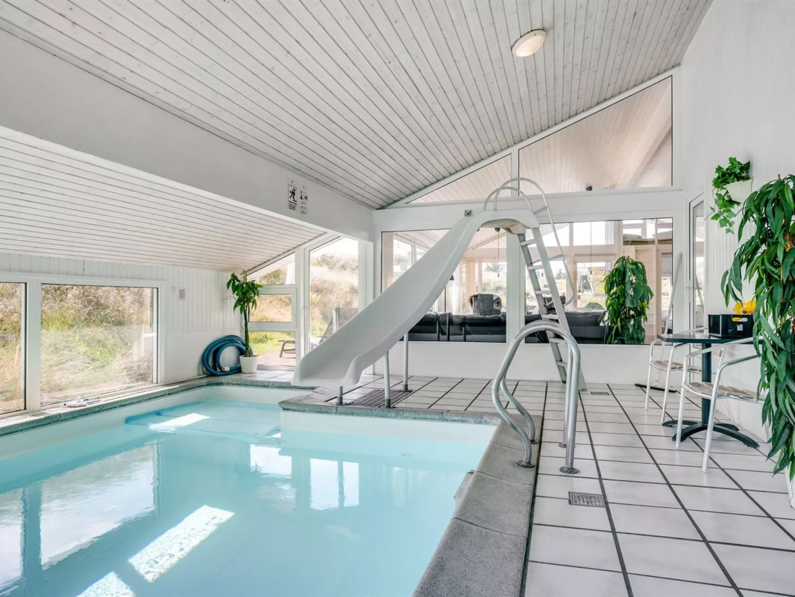 "Nilson" - 1.4km from the sea-Buiten