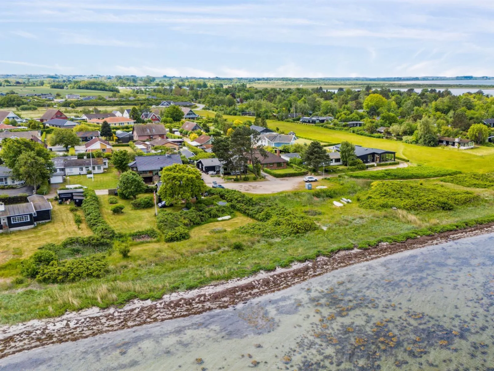 "Varma" - 25m from the sea-Buiten