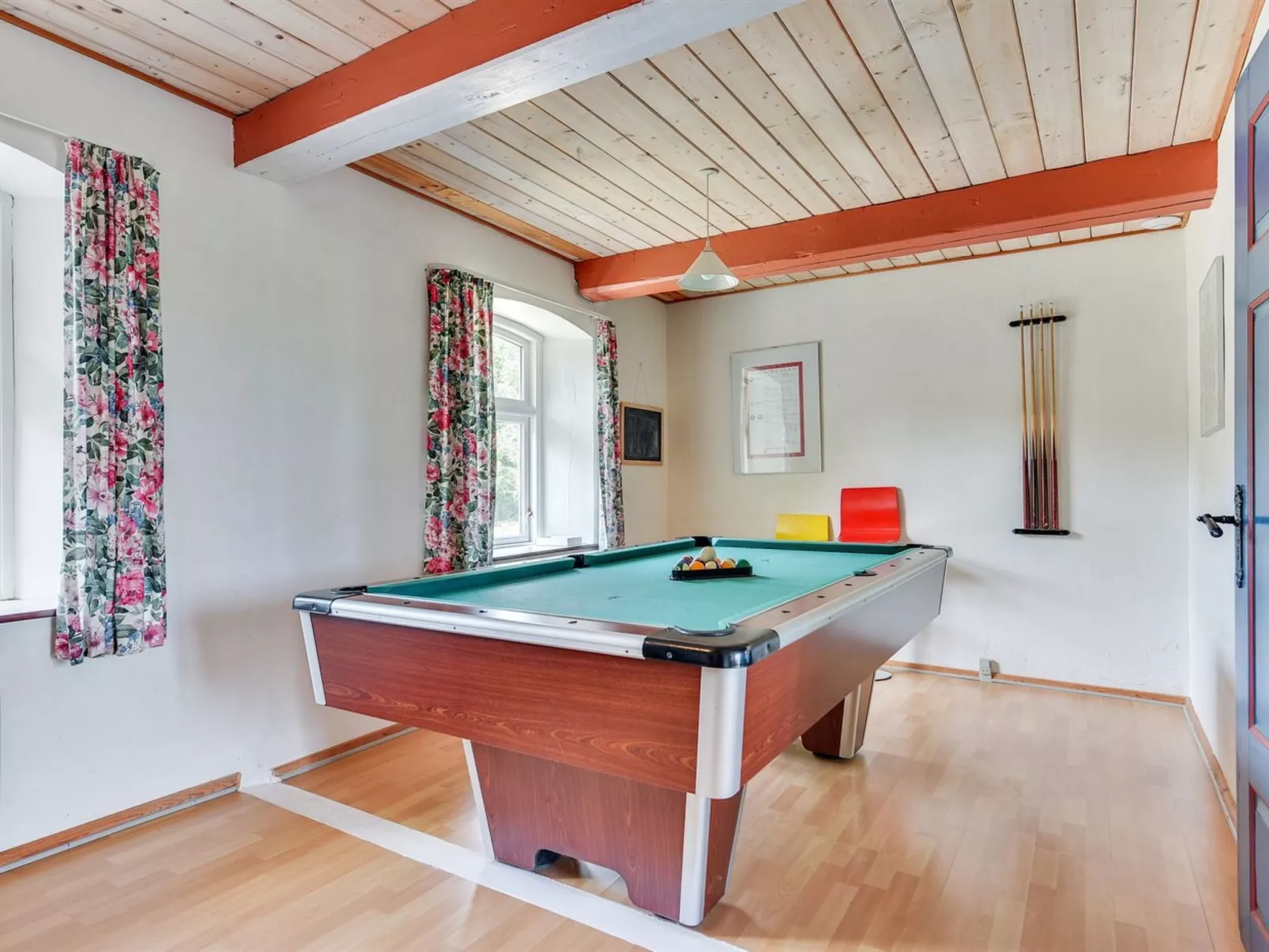 "Tilla" - 600m from the sea-Binnen