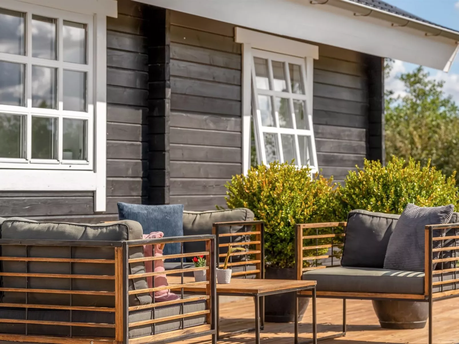 "Gizella" - 500m to the fjord-Buiten