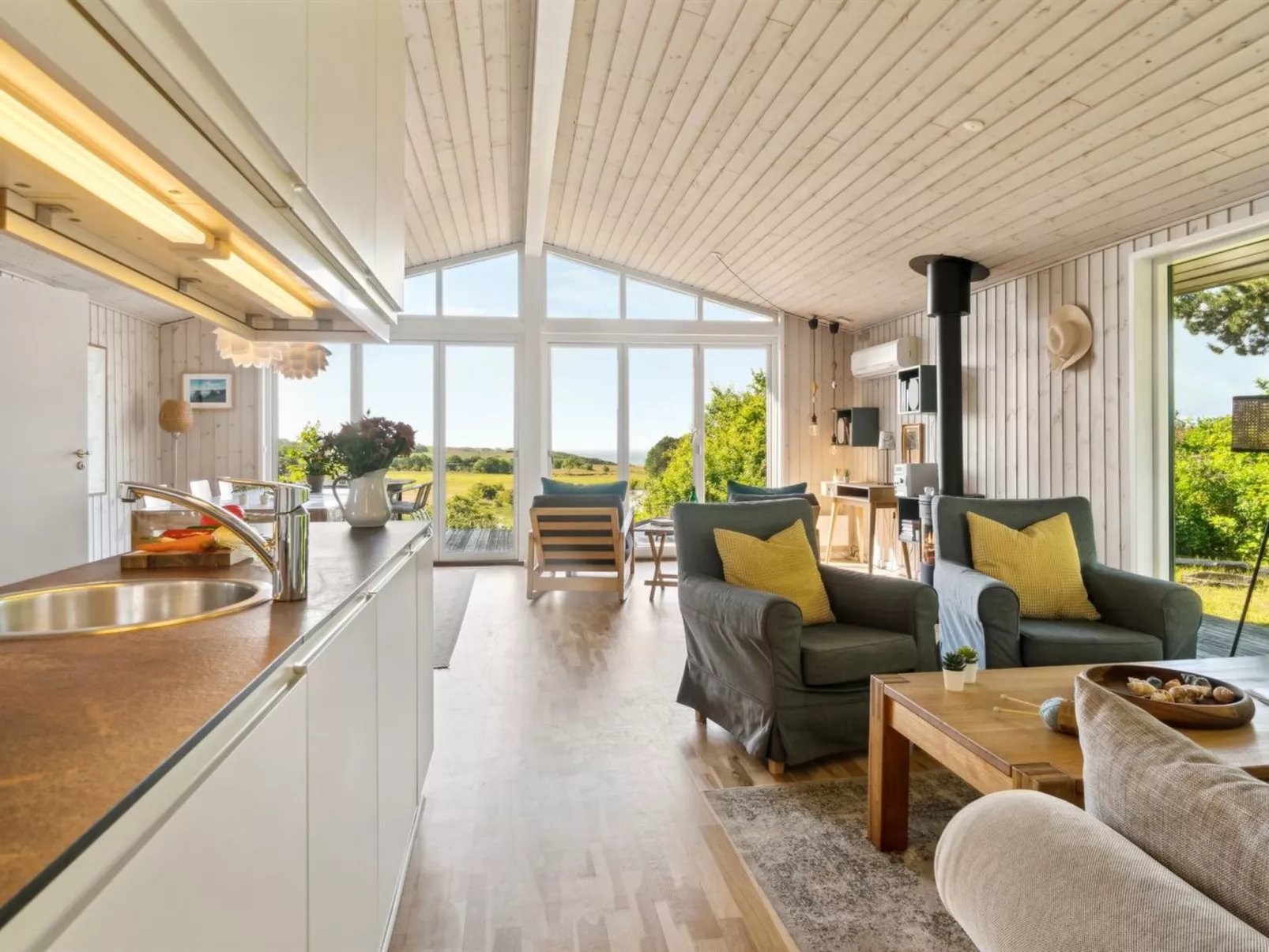 "Stygg" - 400m from the sea-Binnen