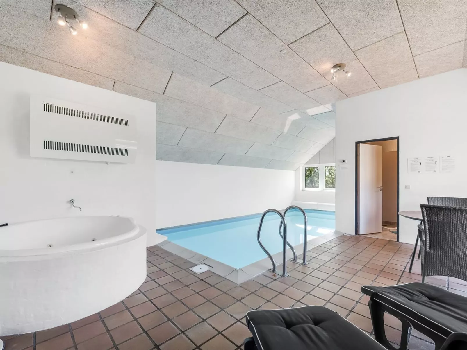 "Aage" - 1.7km from the sea-Binnen