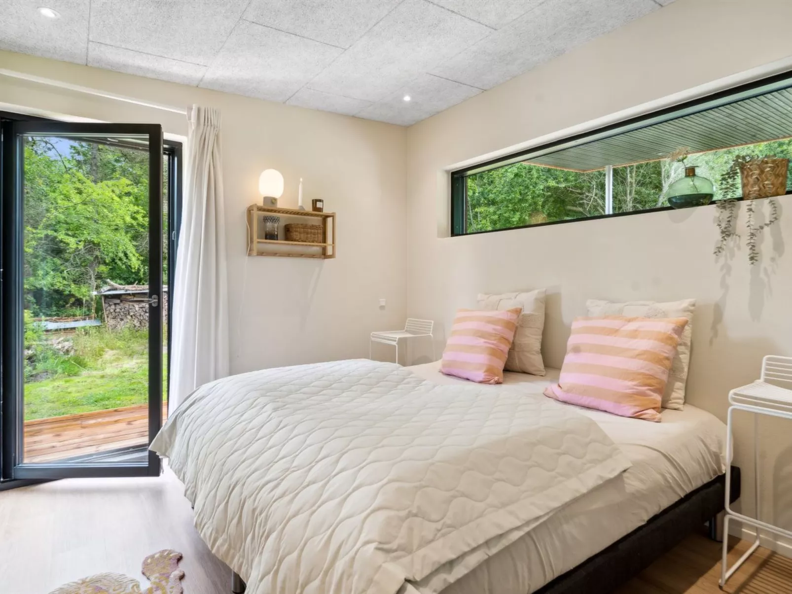 "Karlene" - 300m from the sea-Binnen