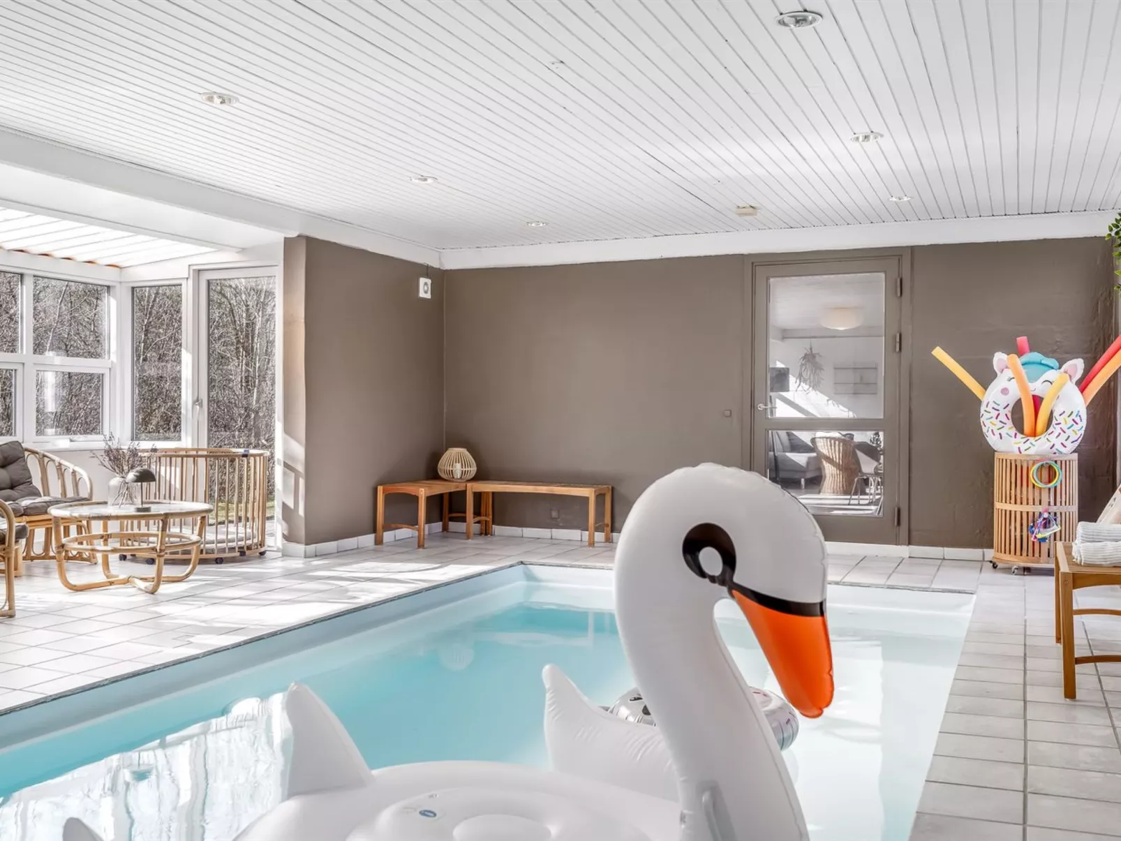 "Karmen" - 250m to the fjord-Buiten