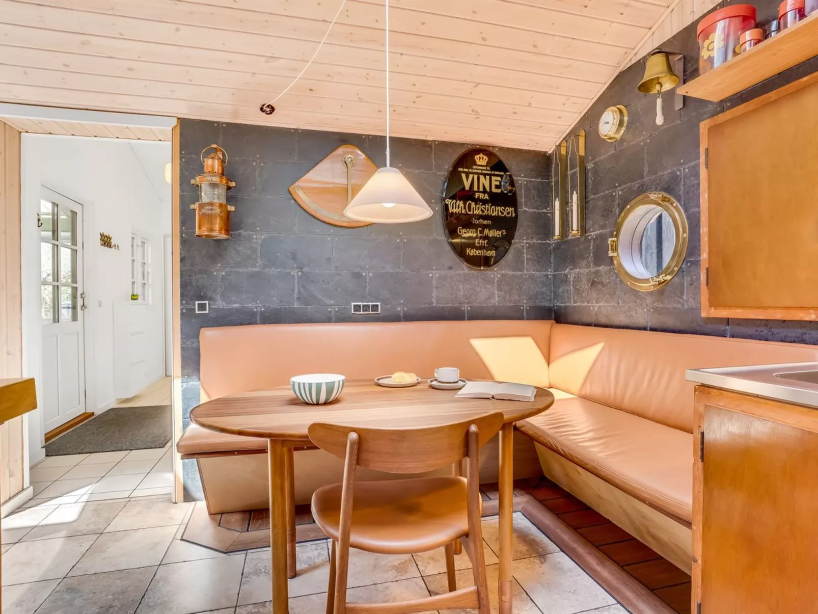 "Eljena" - 550m from the sea-Binnen