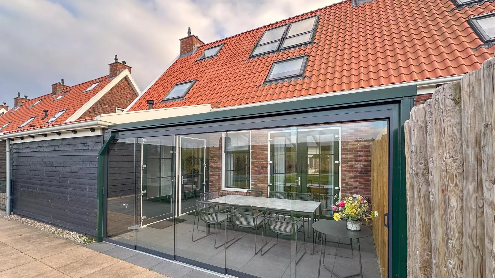 Happy Beach 48-Buitenkant zomer