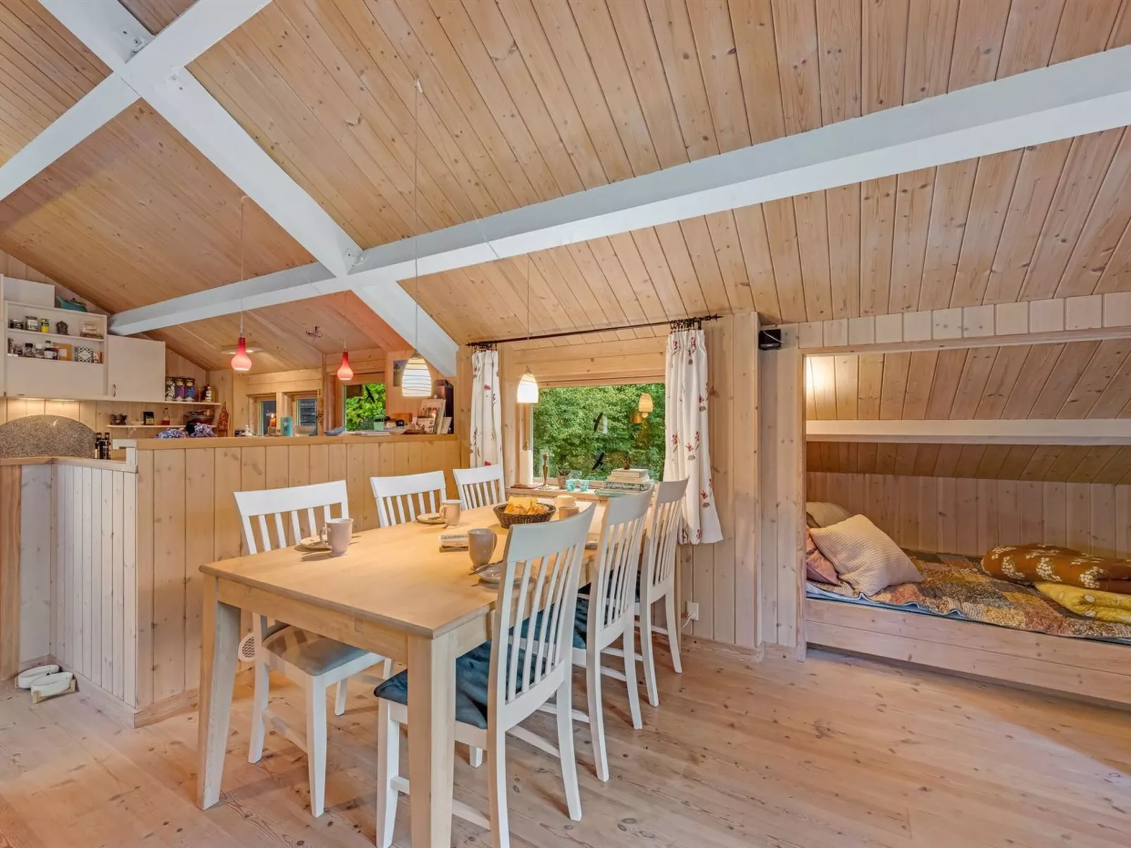 "Elea" - 450m to the fjord-Binnen